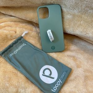 Like New iPhone 12 Pro Sage Green Loopy case